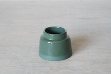 Load image into Gallery viewer, Mini Vase - Short